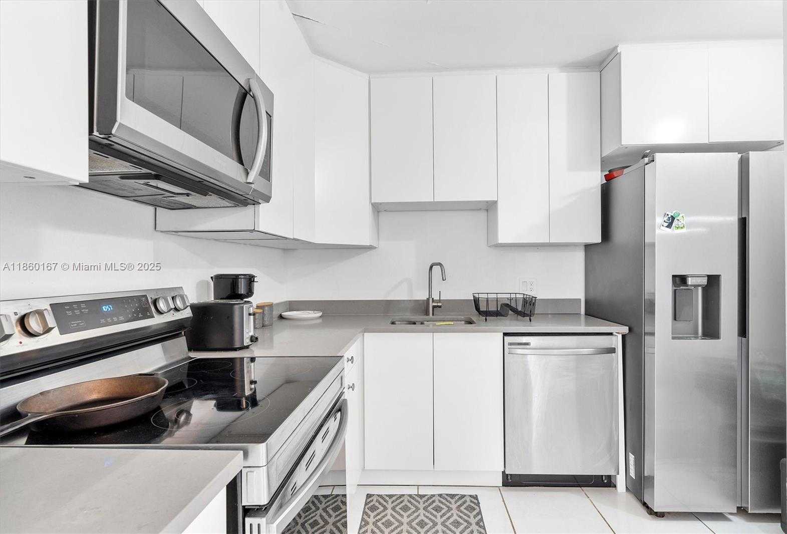 Small Image of 2201 SOUTH OCEAN DR #1705, Hollywood Number 8