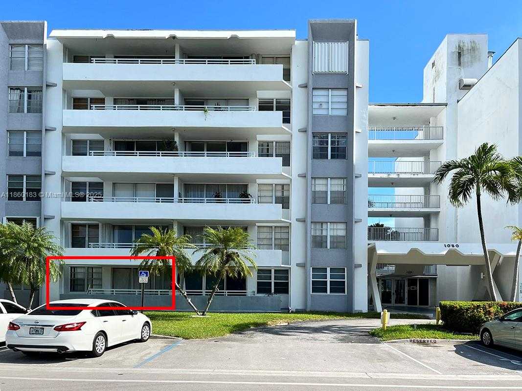 Small Image of 1080 94TH ST #105, Bay Harbor Islands Number 4