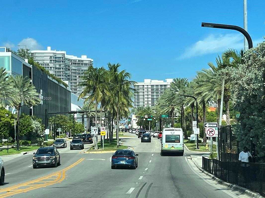 Small Image of 1080 94TH ST #105, Bay Harbor Islands Number 7