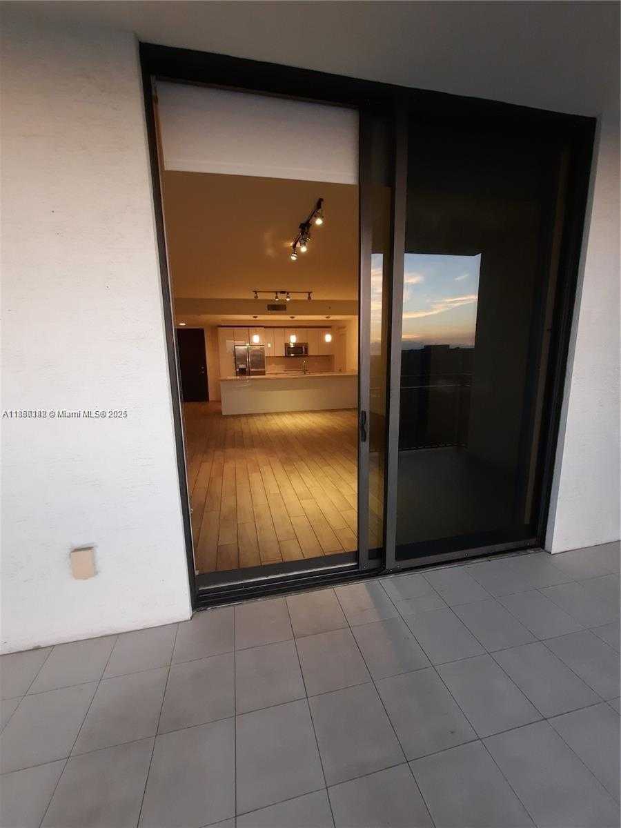 Small Image of 999 SOUTH WEST 1ST AVE #2705, Miami Number 22