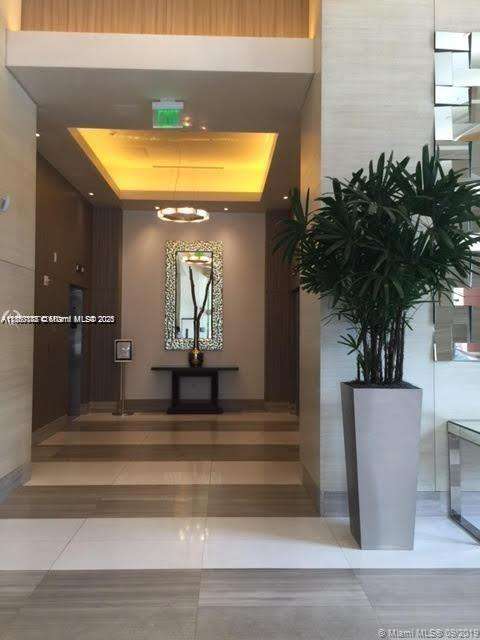 Small Image of 999 SOUTH WEST 1ST AVE #2705, Miami Number 7