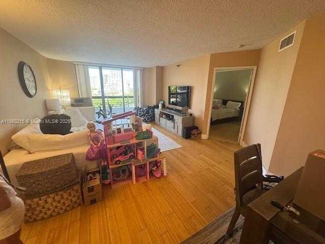 Small Image of 3400 NORTH EAST 192ND ST #811, Aventura Number 9