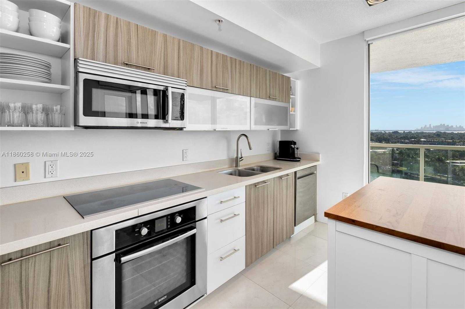 Small Image of 6700 INDIAN CREEK DR #1207, Miami Beach Number 10