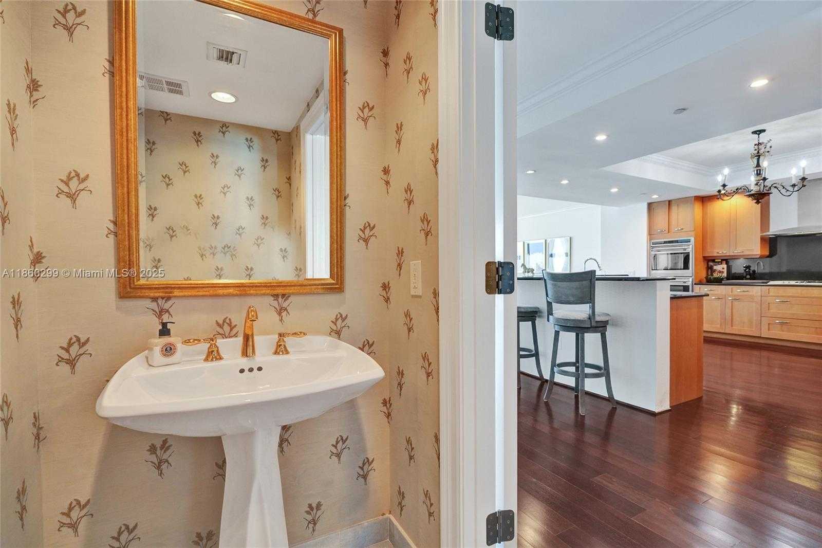 Small Image of 6000 ISLAND BLVD #1802, Aventura Number 10