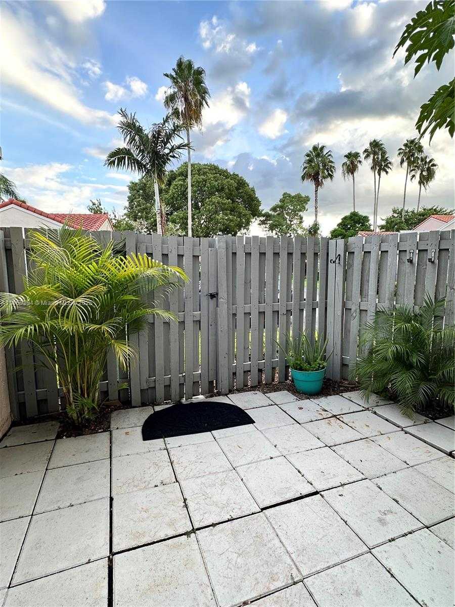 Small Image of 1514 SPRINGSIDE DR, Weston Number 14
