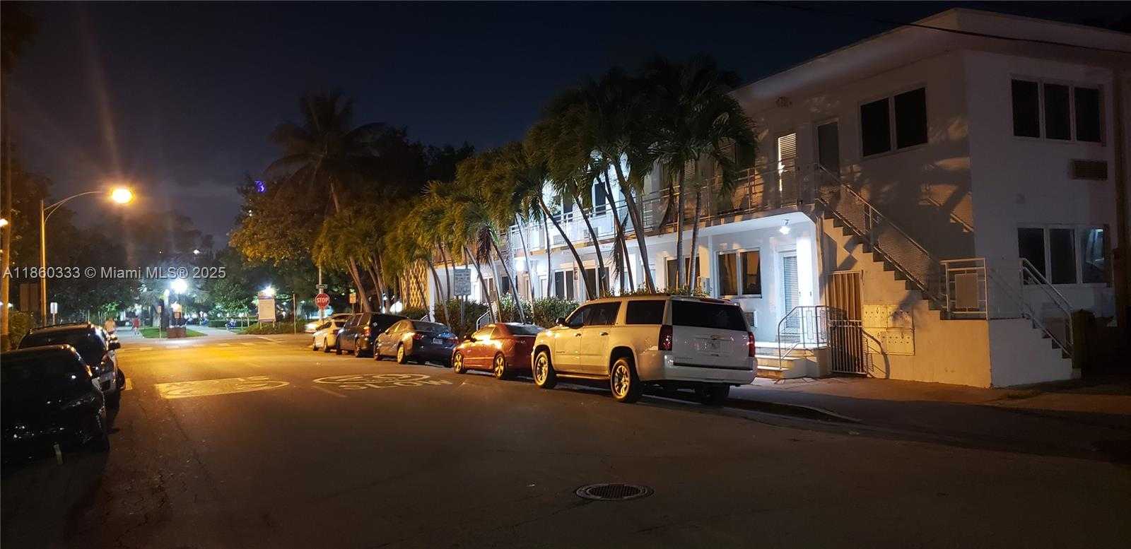 Small Image of 745 13TH ST #14, Miami Beach Number 28