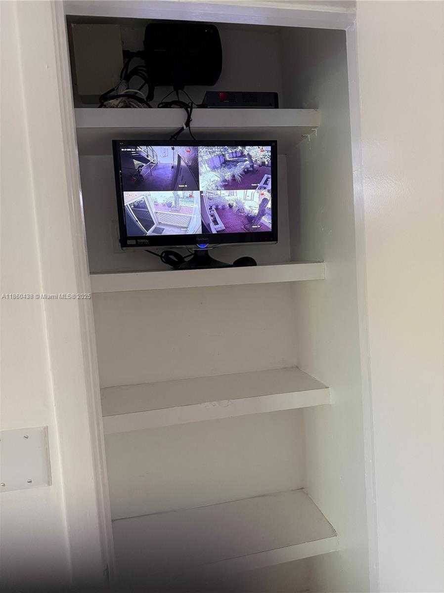 Small Image of 17500 NORTH WEST 67TH PL #M-4, Hialeah Number 12