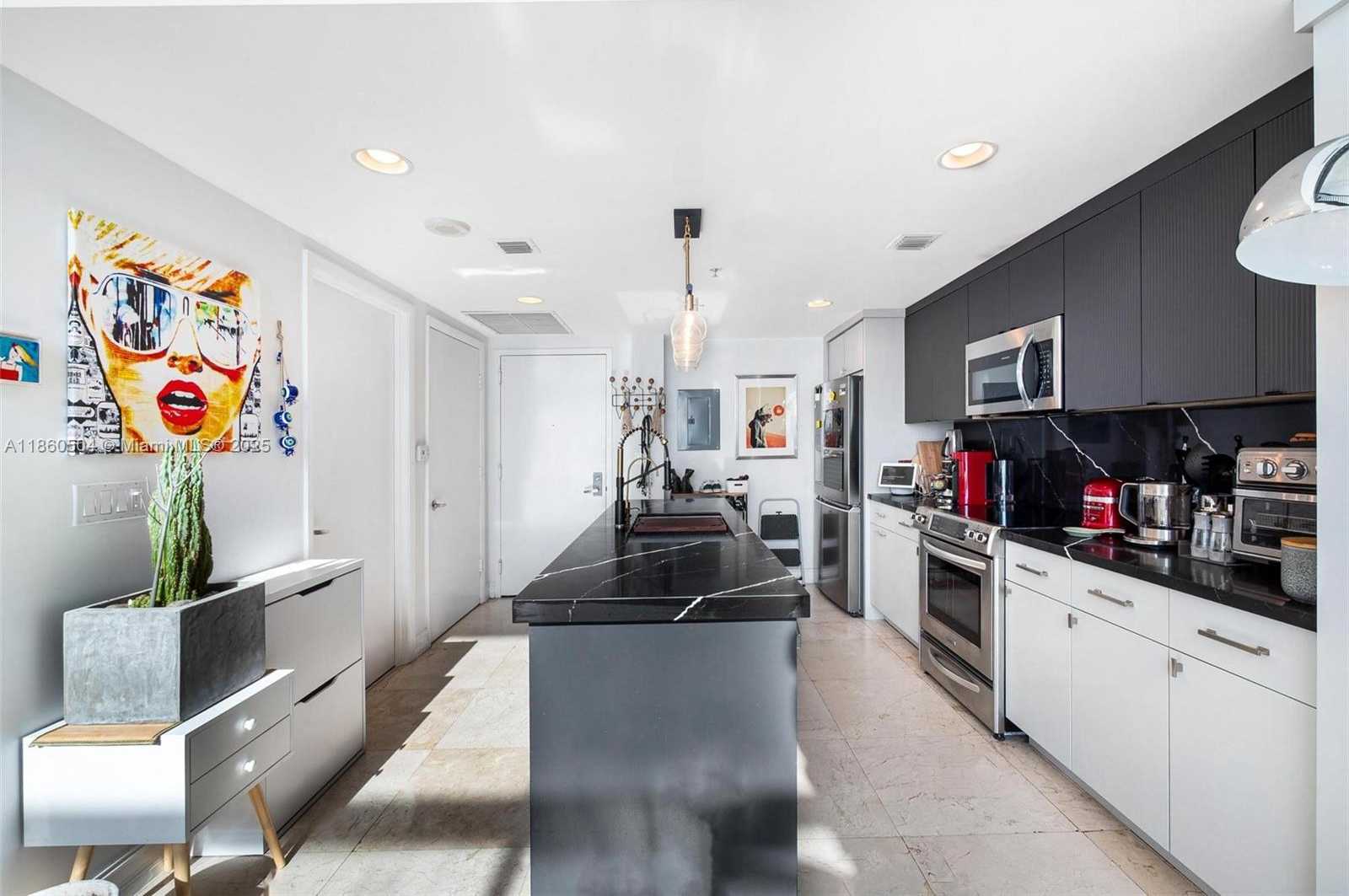 Small Image of 665 NORTH EAST 25TH ST #403, Miami Number 11