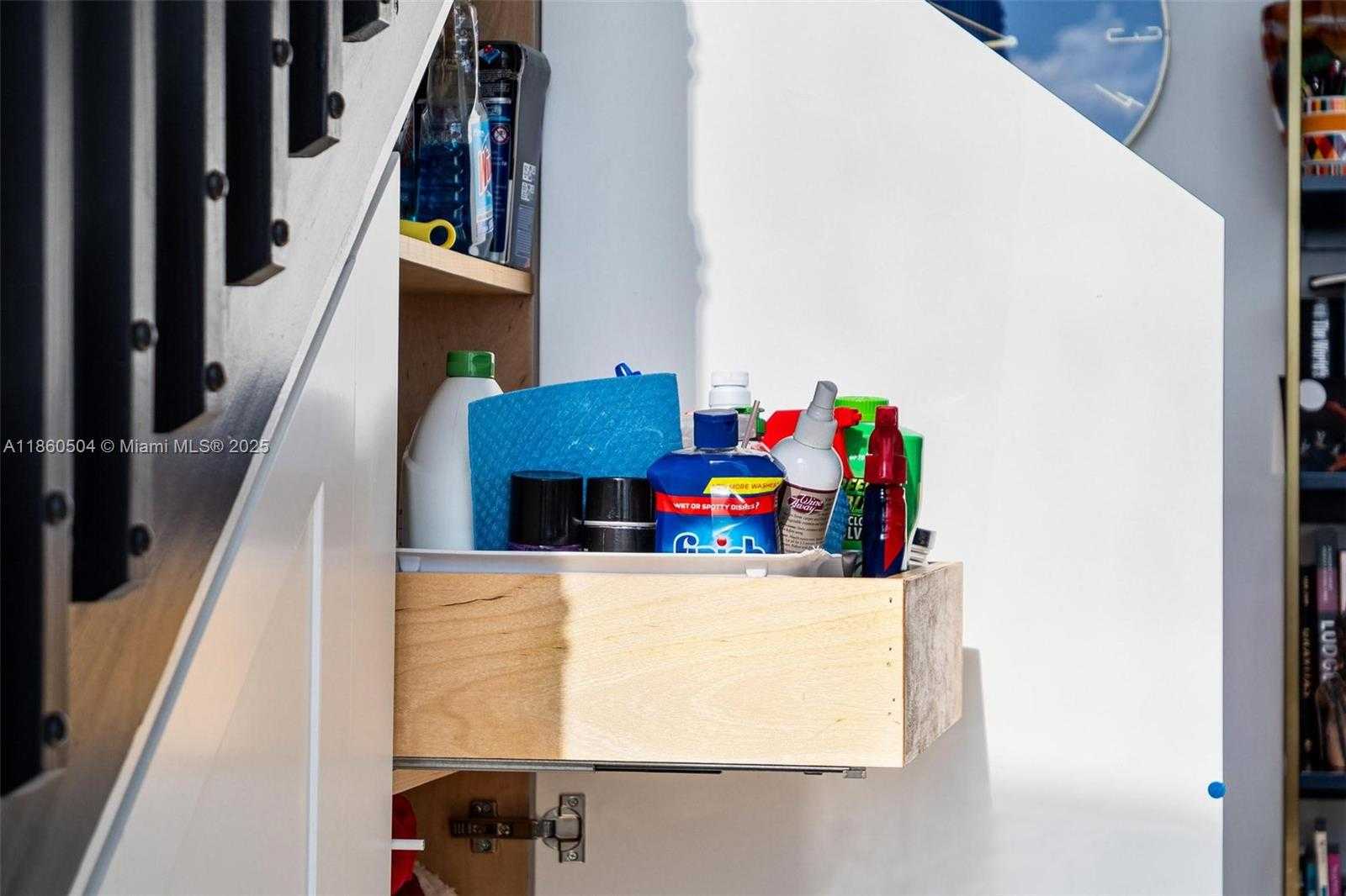 Small Image of 665 NORTH EAST 25TH ST #403, Miami Number 54