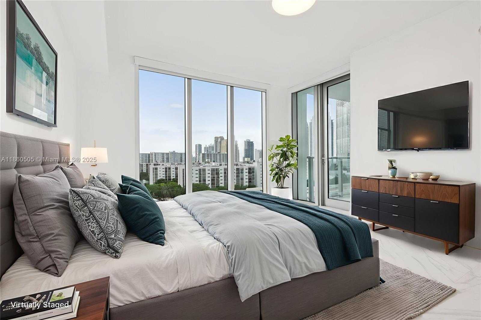 Small Image of 330 SUNNY ISLES BLVD #5-907, Sunny Isles Beach Number 27