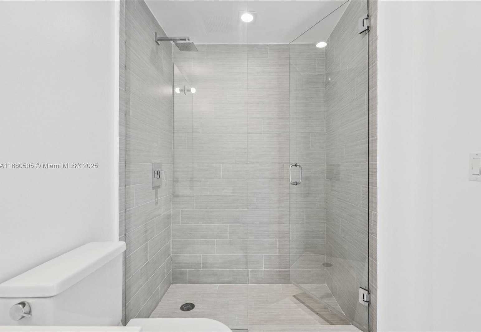 Small Image of 330 SUNNY ISLES BLVD #5-907, Sunny Isles Beach Number 41