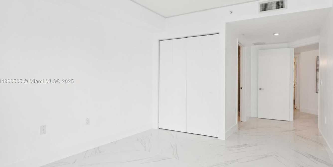 Small Image of 330 SUNNY ISLES BLVD #5-907, Sunny Isles Beach Number 42