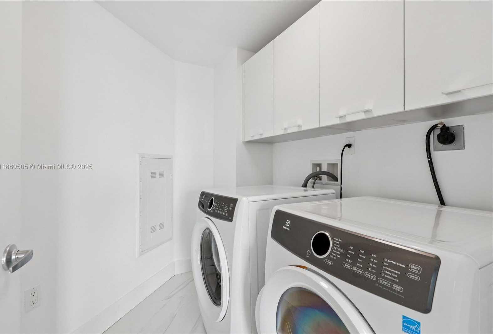Small Image of 330 SUNNY ISLES BLVD #5-907, Sunny Isles Beach Number 54