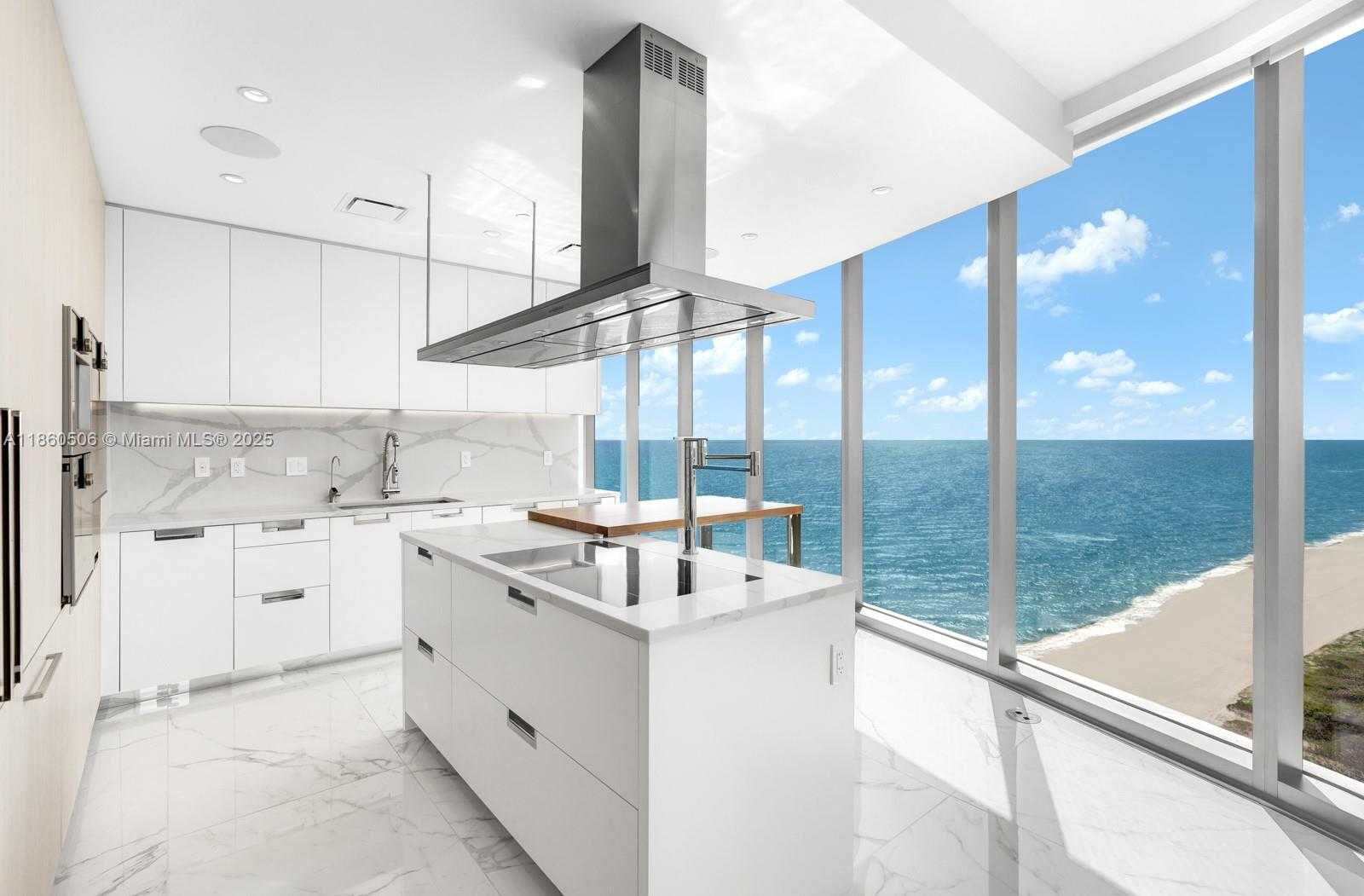 Small Image of 15701 COLLINS AVE #1705, Sunny Isles Beach Number 13