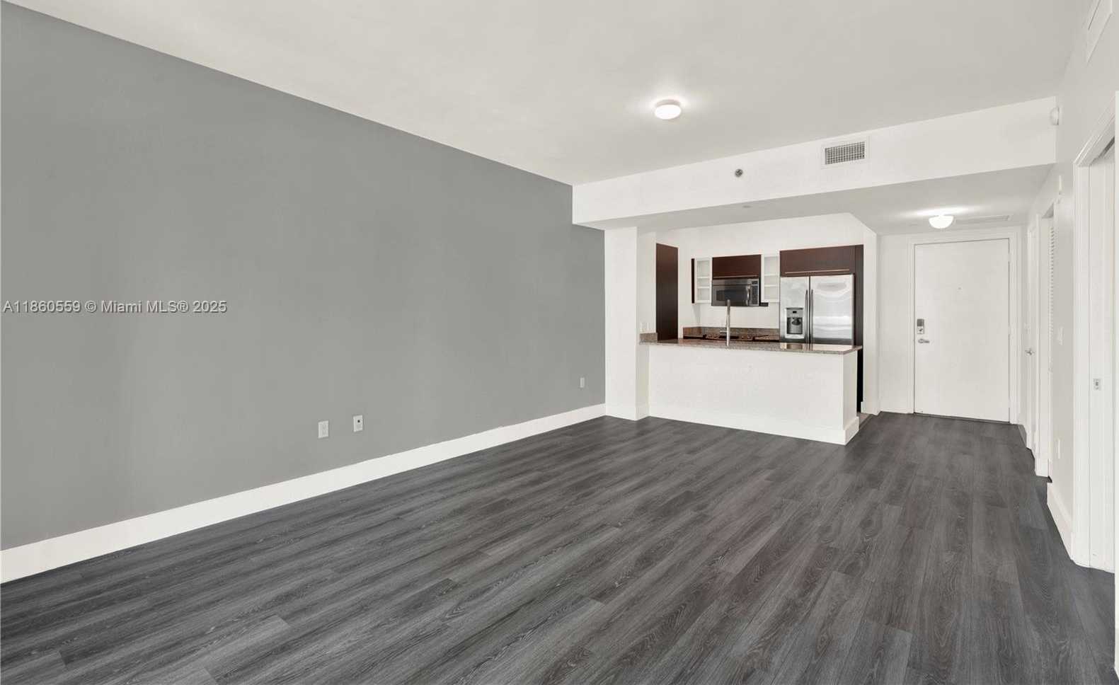 Small Image of 950 BRICKELL BAY DR #802, Miami Number 11