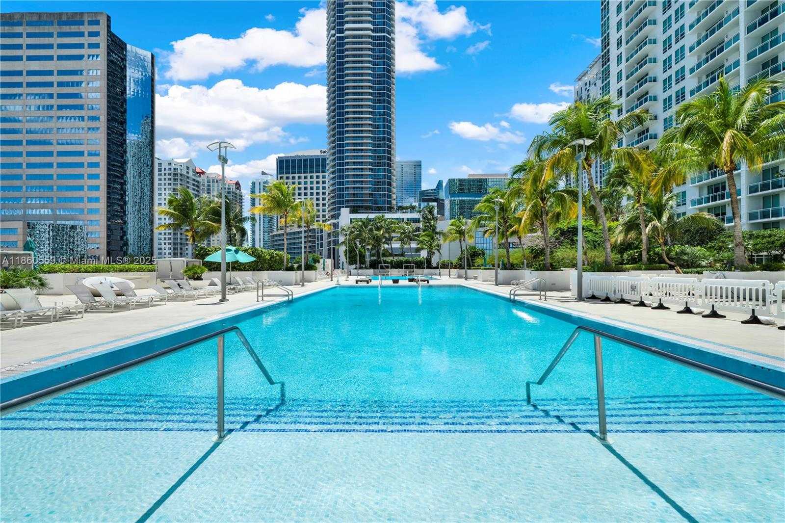 Small Image of 950 BRICKELL BAY DR #802, Miami Number 22