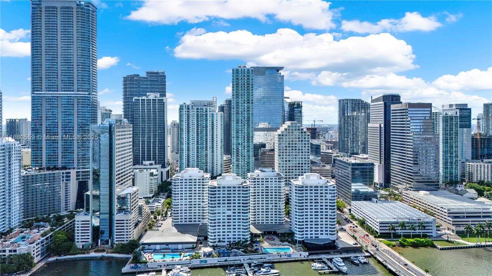 Small Image of 950 BRICKELL BAY DR #802, Miami Number 25