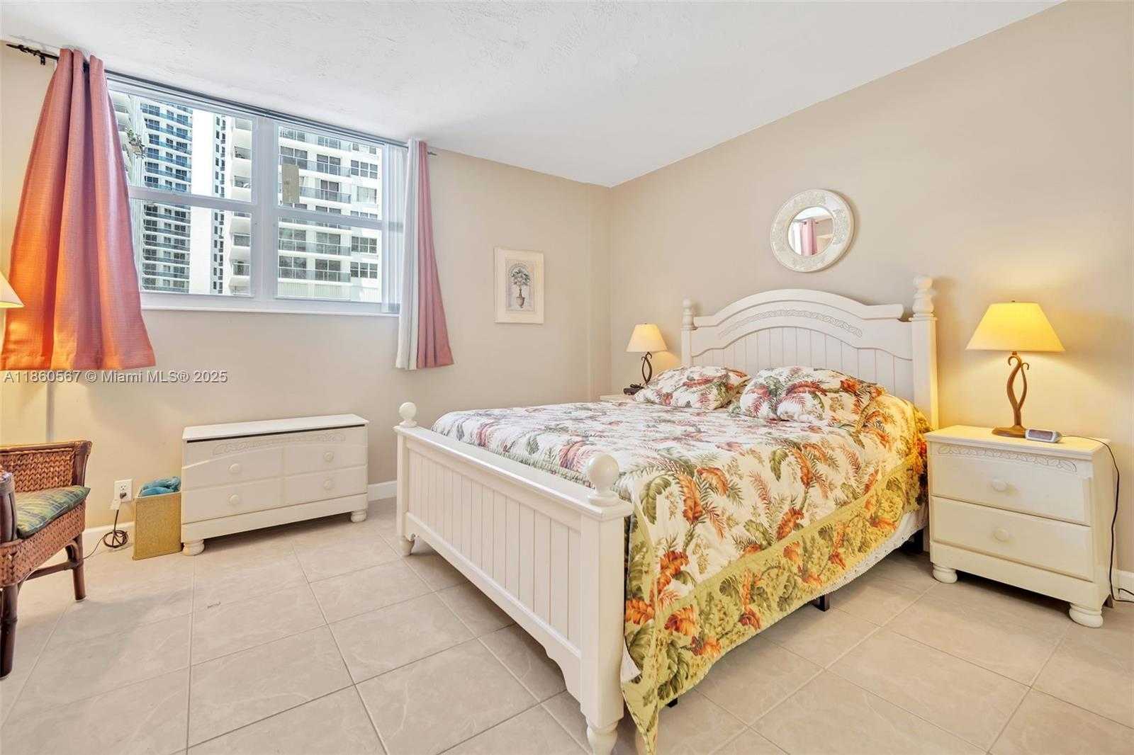 Small Image of 3001 SOUTH OCEAN DR #403, Hollywood Number 20