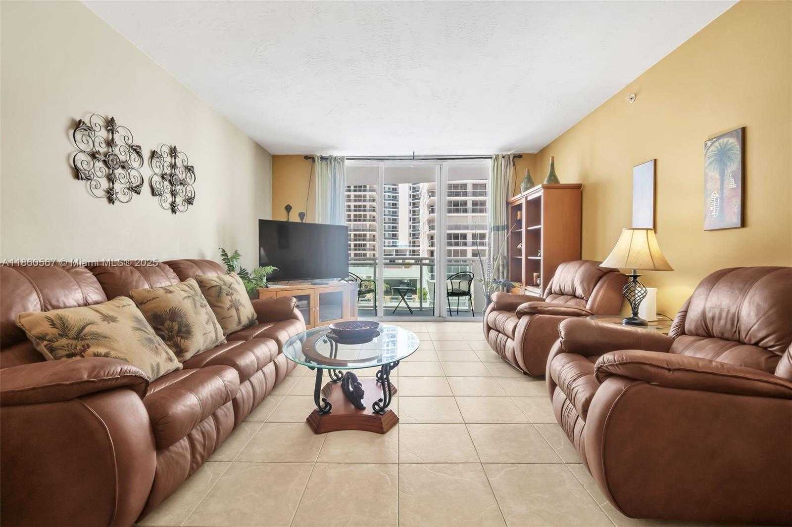 Small Image of 3001 SOUTH OCEAN DR #403, Hollywood Number 5