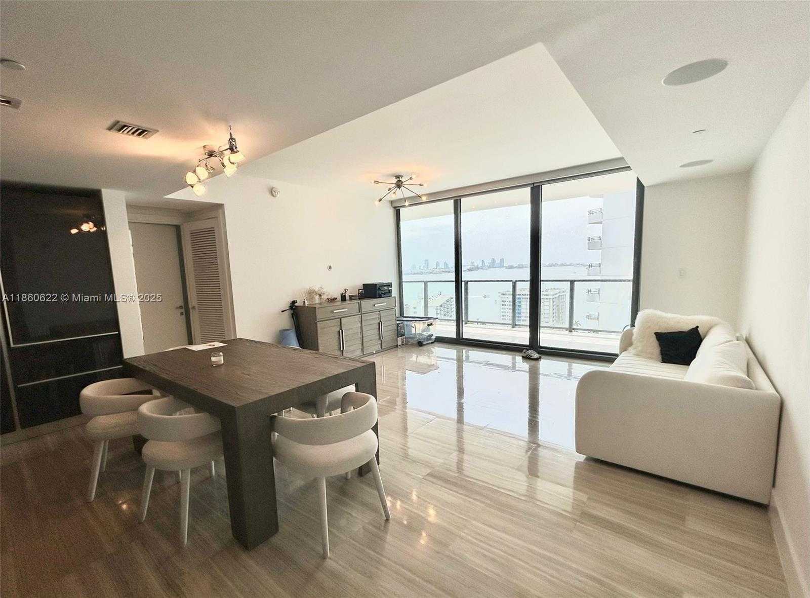 Small Image of 1451 BRICKELL AVE #2102, Miami Number 6