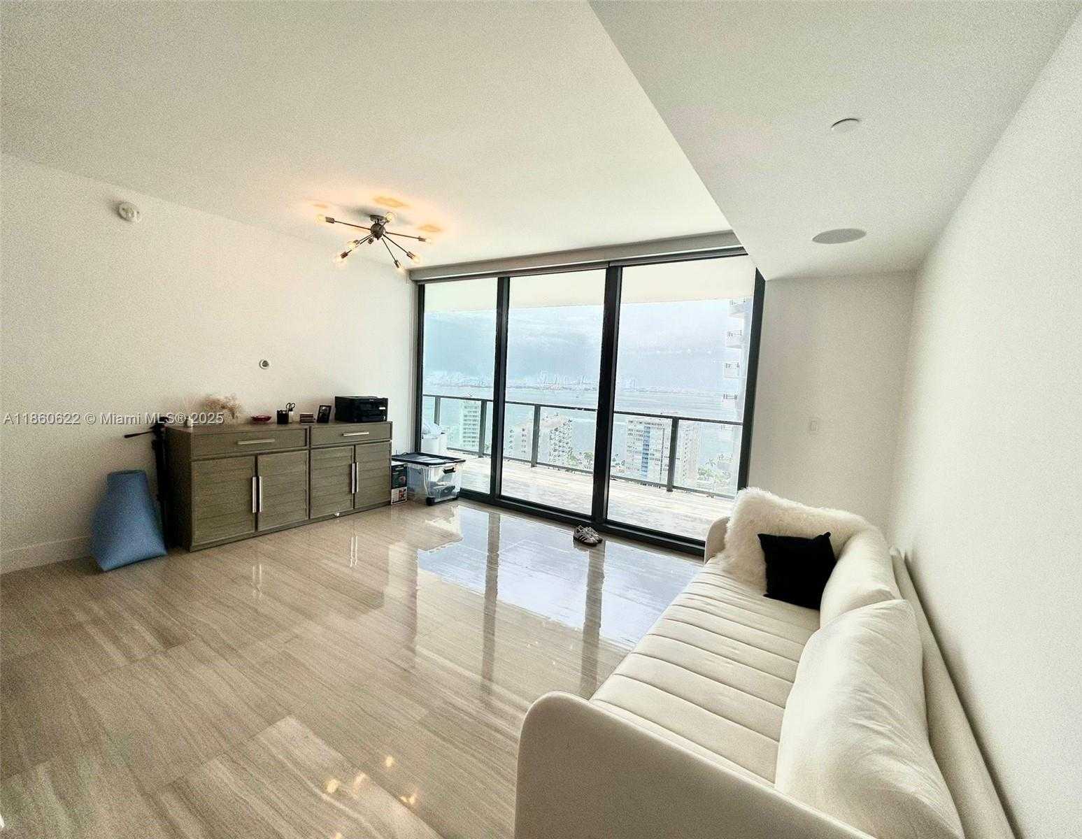 Small Image of 1451 BRICKELL AVE #2102, Miami Number 7