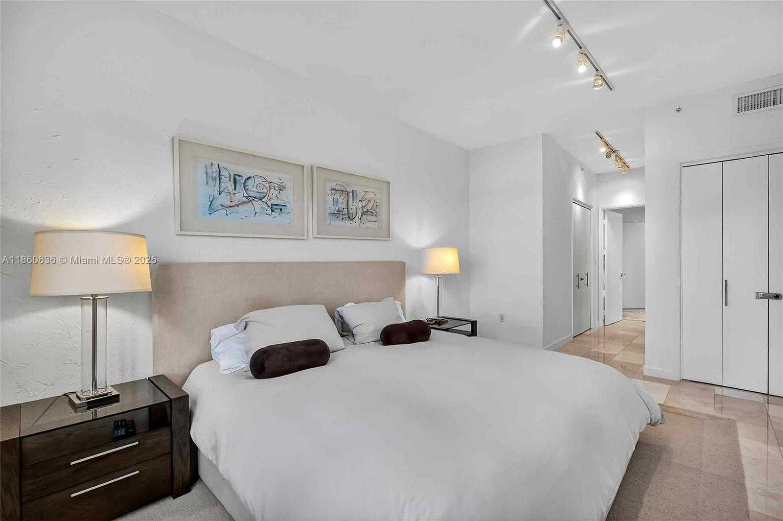 Small Image of 715 CRANDON BLVD #PH-5, Key Biscayne Number 14