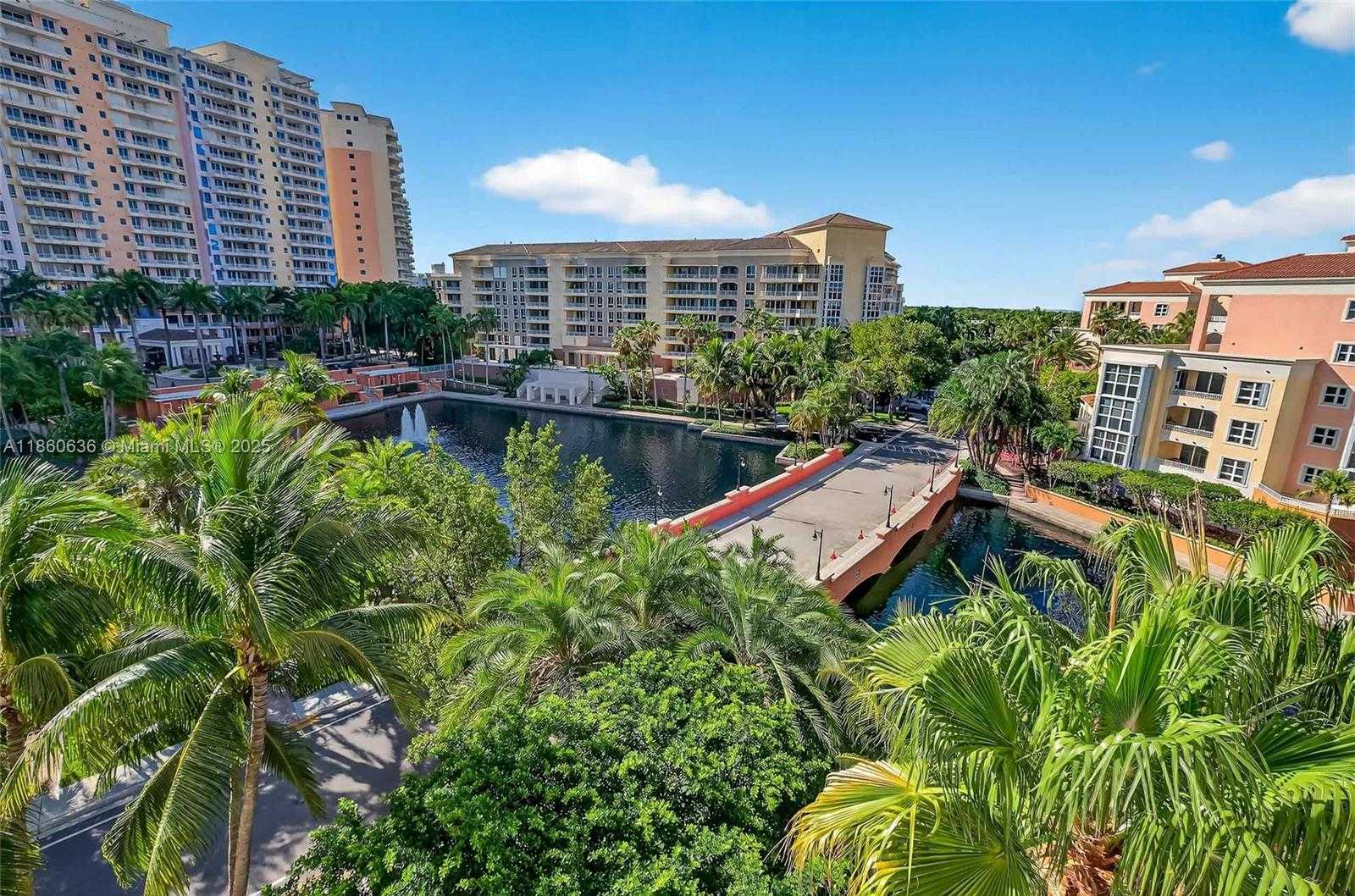 Small Image of 715 CRANDON BLVD #PH-5, Key Biscayne Number 3