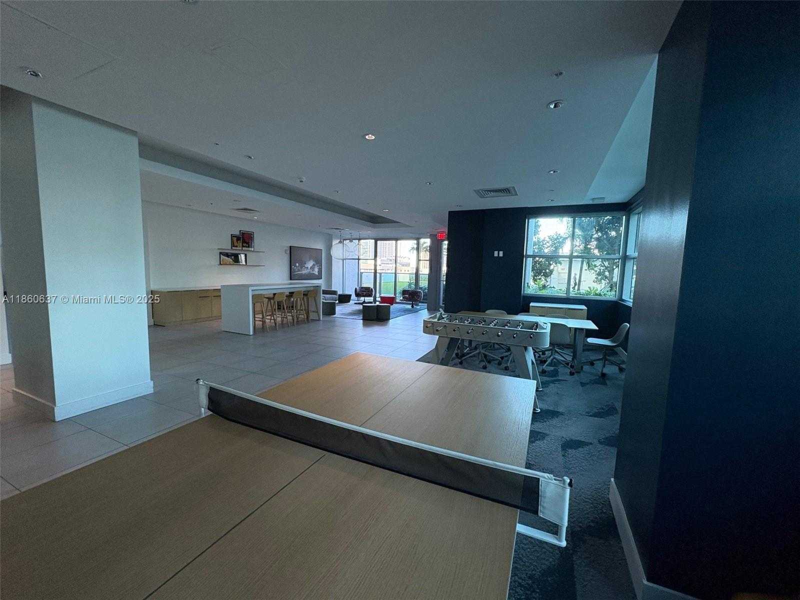 Small Image of 3301 NORTH EAST 1ST AVE #M0306, Miami Number 21