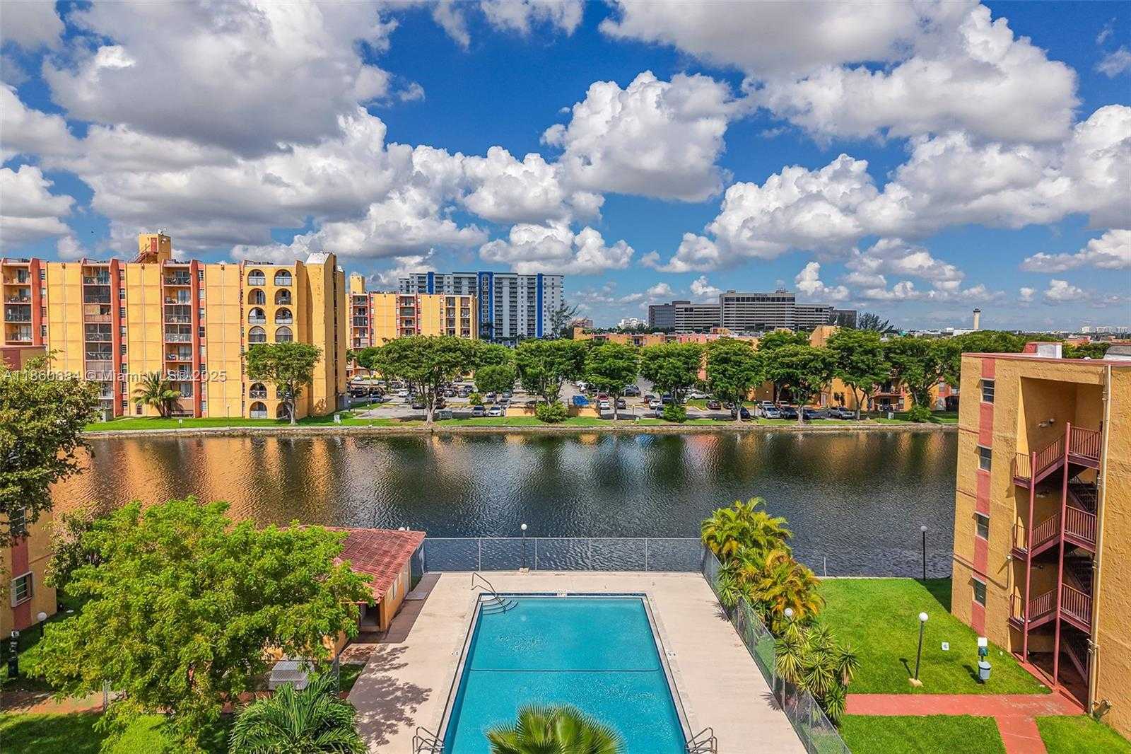 Small Image of 4705 NORTH WEST 7TH ST #201-7, Miami Number 31