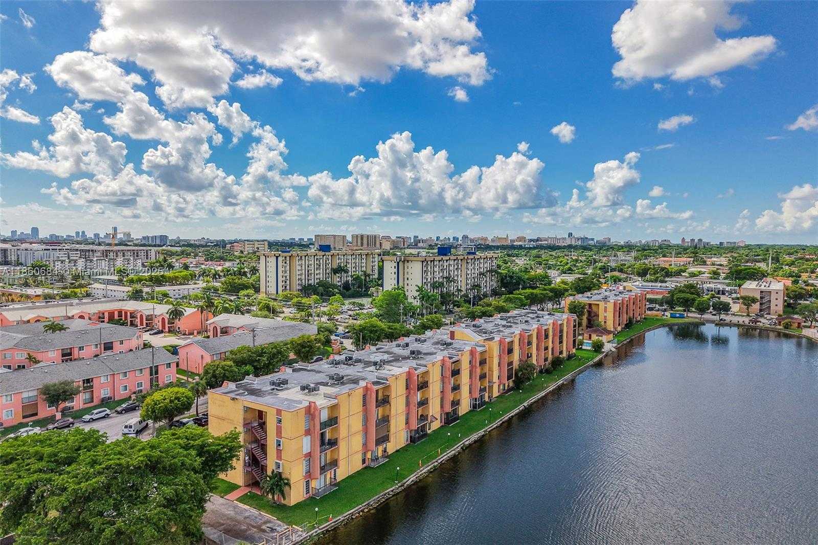 Small Image of 4705 NORTH WEST 7TH ST #201-7, Miami Number 38