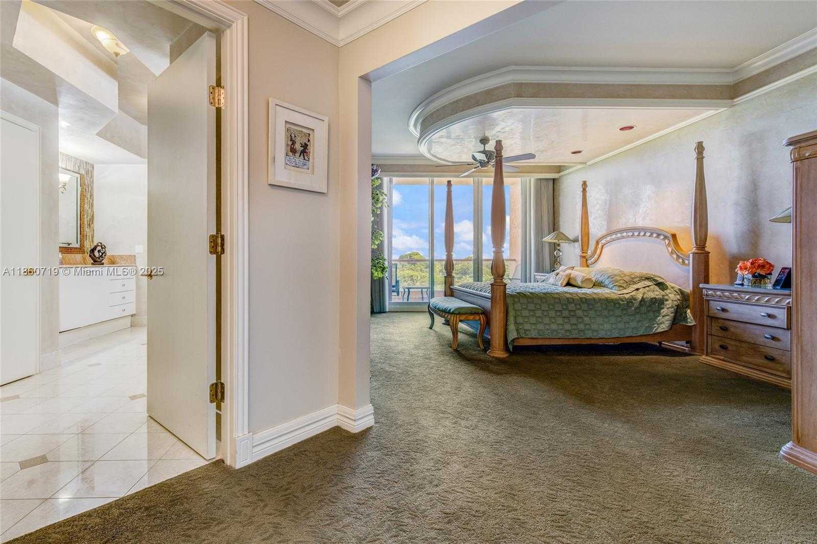 Small Image of 60 EDGEWATER DR #7H, Coral Gables Number 14