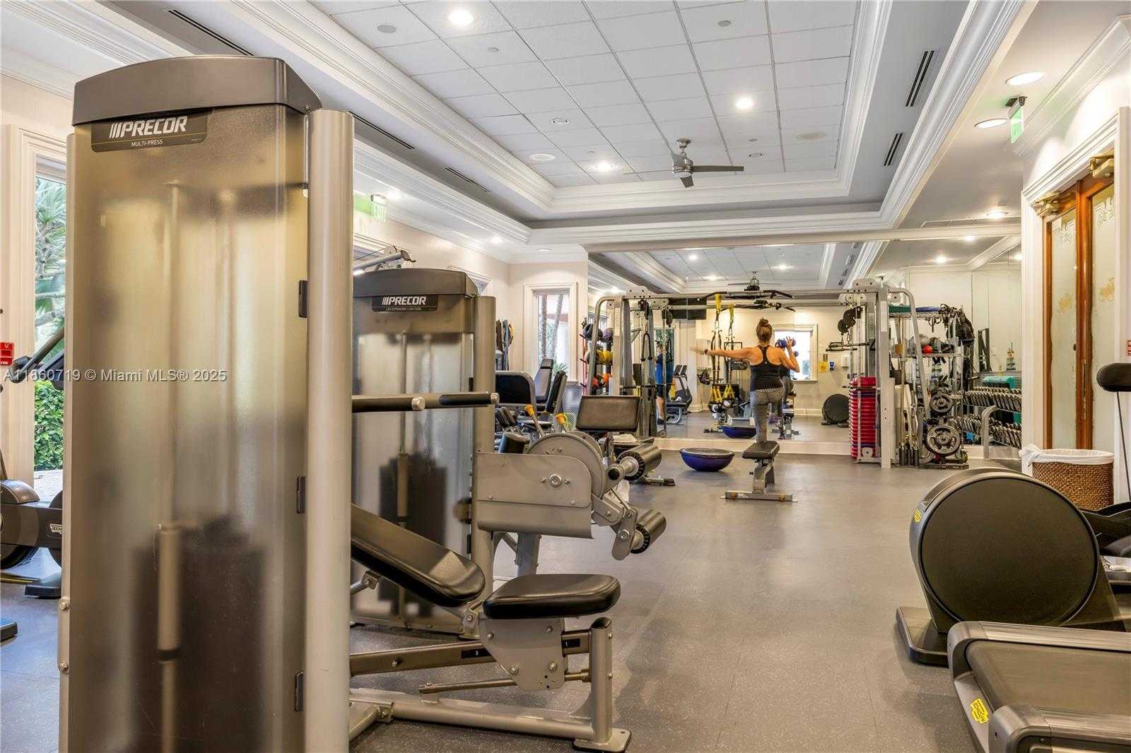 Small Image of 60 EDGEWATER DR #7H, Coral Gables Number 28
