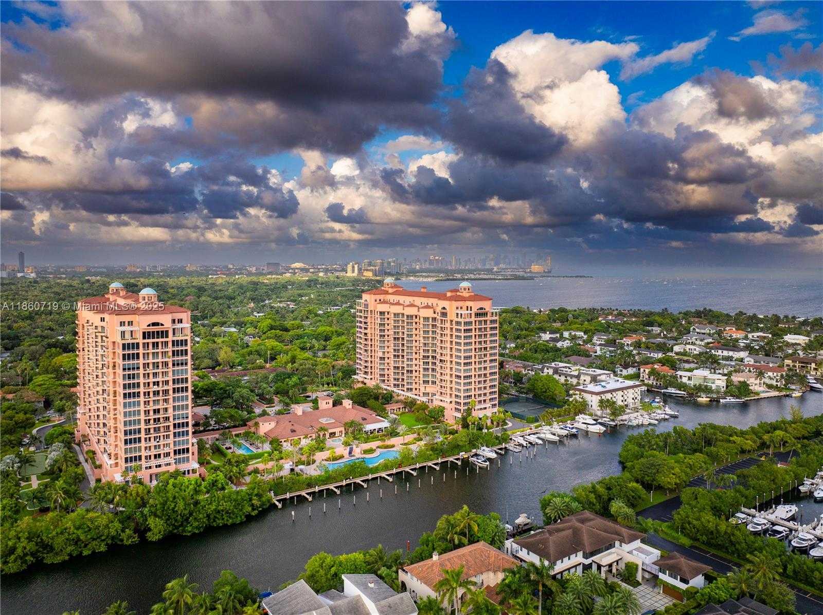 Small Image of 60 EDGEWATER DR #7H, Coral Gables Number 34