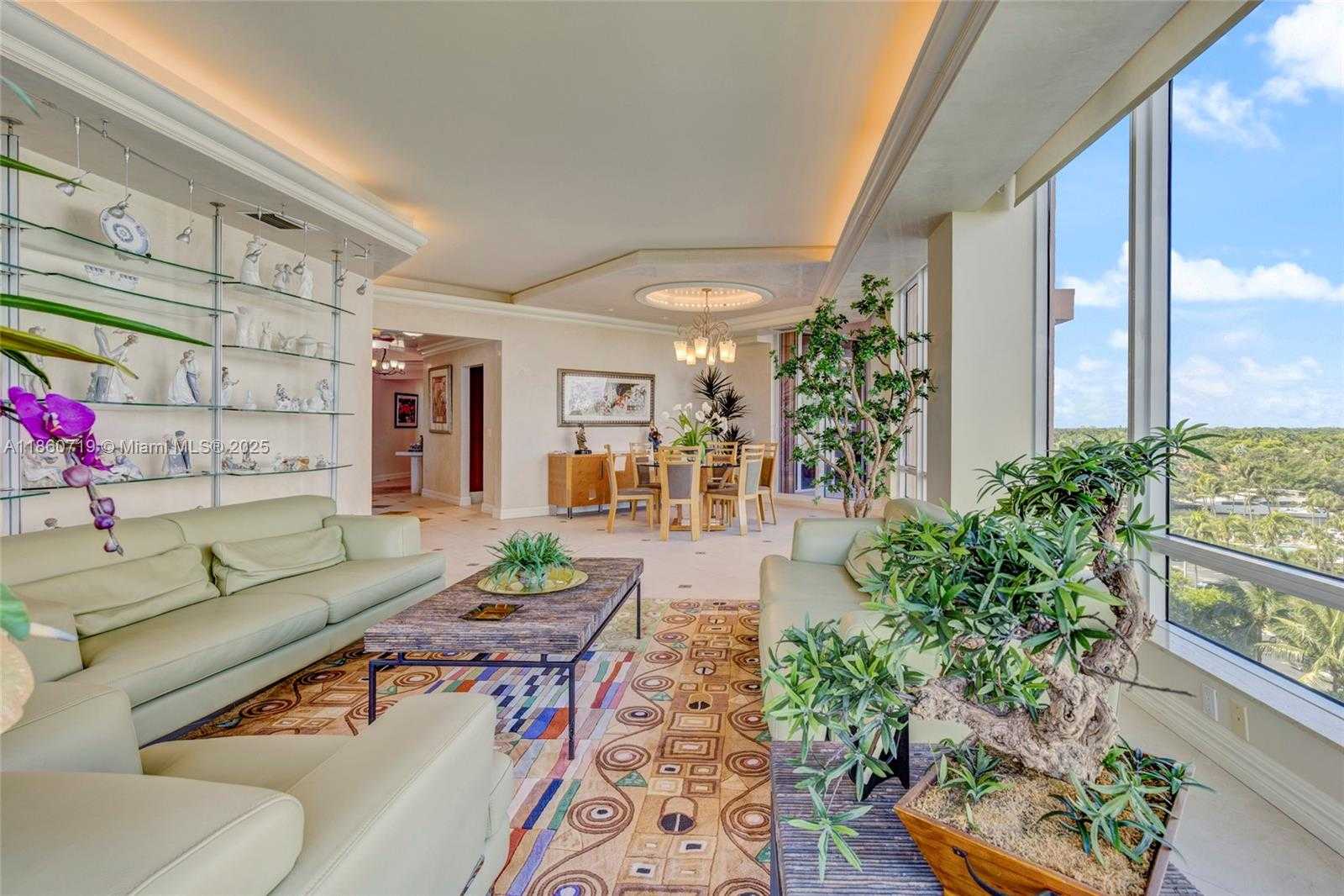 Small Image of 60 EDGEWATER DR #7H, Coral Gables Number 6