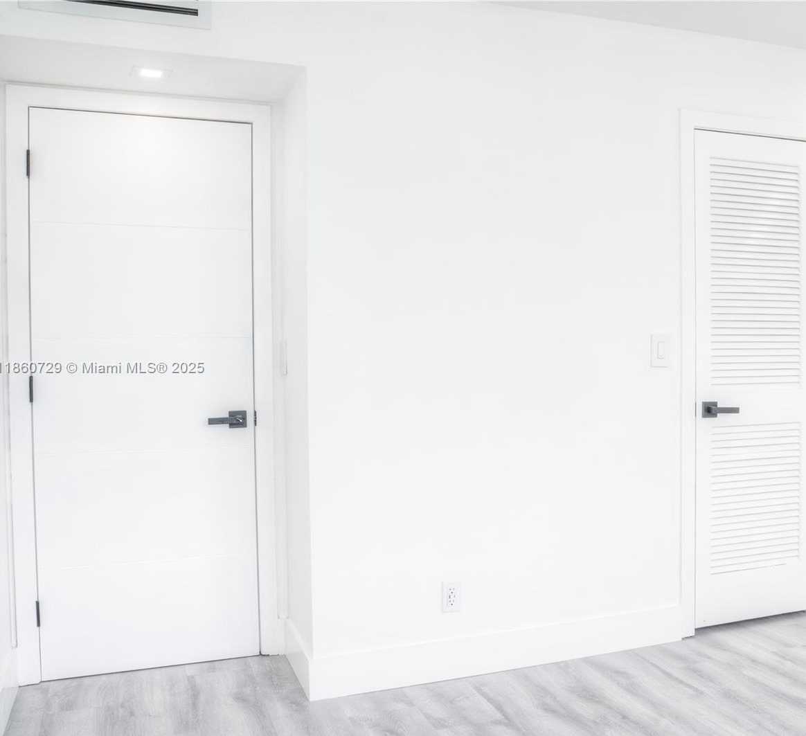 Small Image of 1410 SOUTH OCEAN DR #1406, Hollywood Number 15