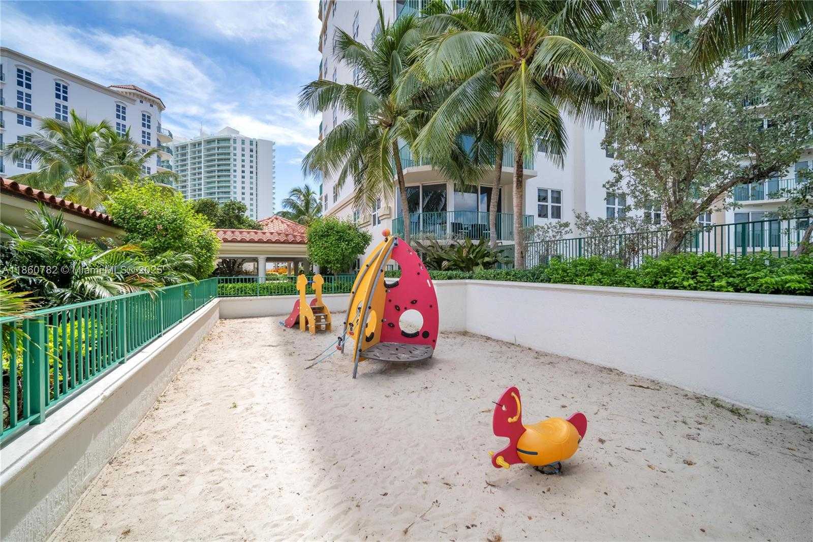 Small Image of 19900 EAST COUNTRY CLUB DR #308, Aventura Number 12