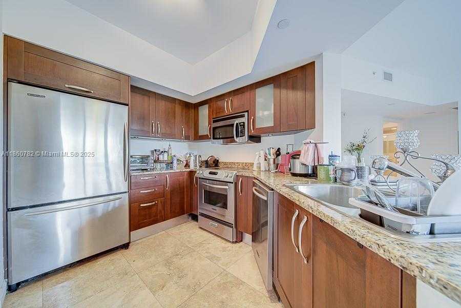 Small Image of 19900 EAST COUNTRY CLUB DR #308, Aventura Number 16