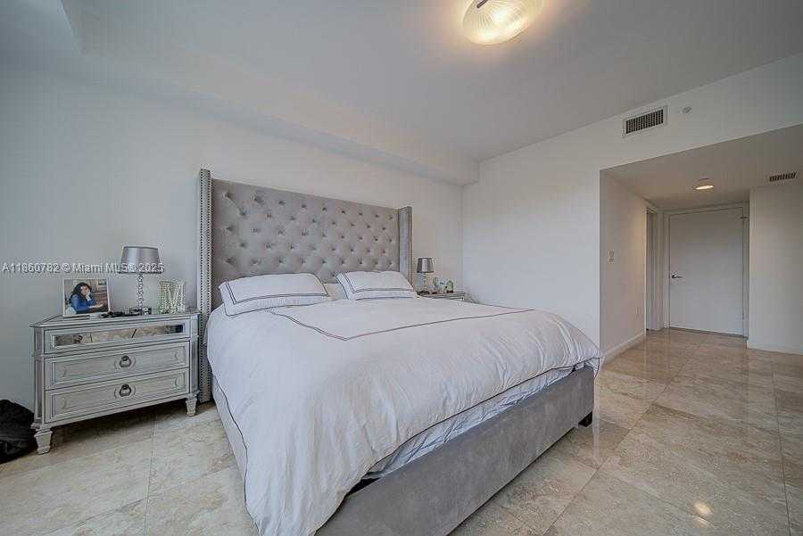Small Image of 19900 EAST COUNTRY CLUB DR #308, Aventura Number 20