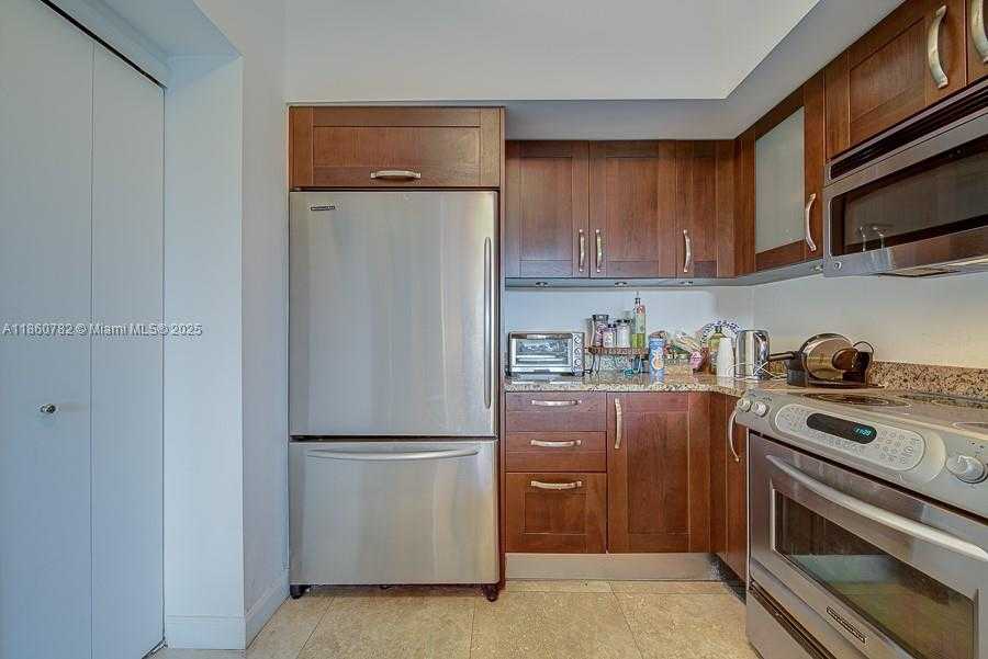 Small Image of 19900 EAST COUNTRY CLUB DR #308, Aventura Number 24