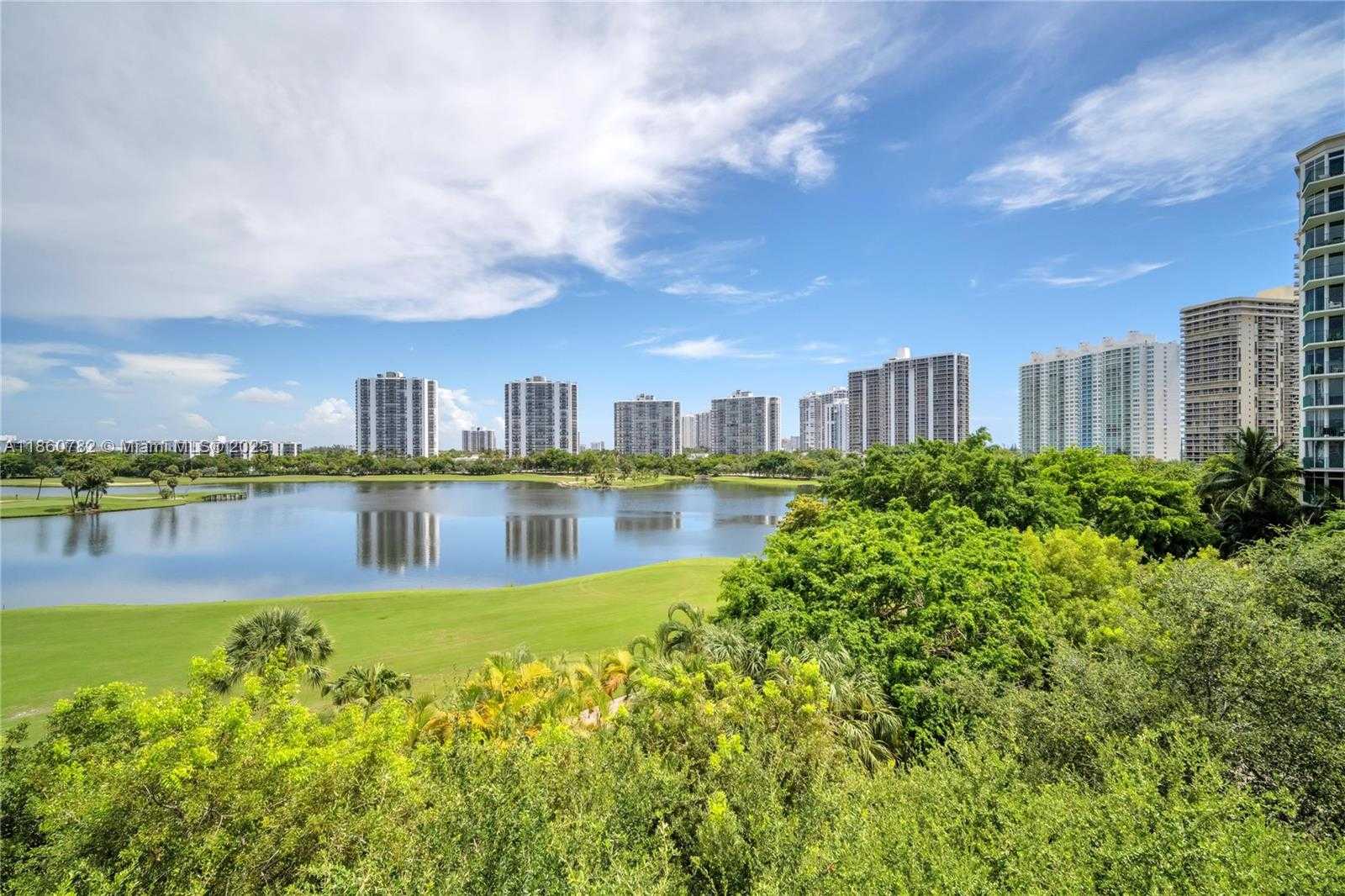 Small Image of 19900 EAST COUNTRY CLUB DR #308, Aventura Number 41