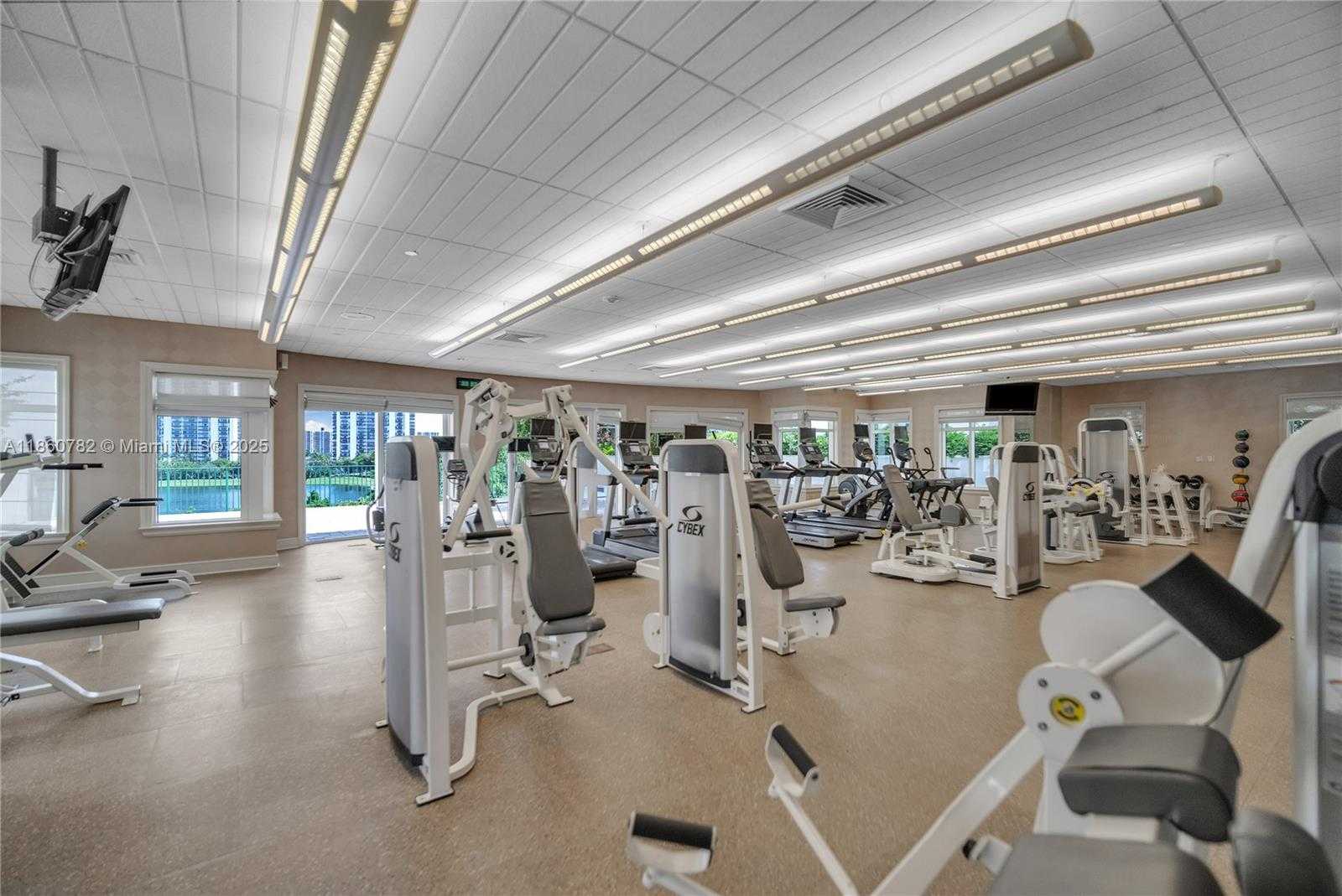 Small Image of 19900 EAST COUNTRY CLUB DR #308, Aventura Number 42