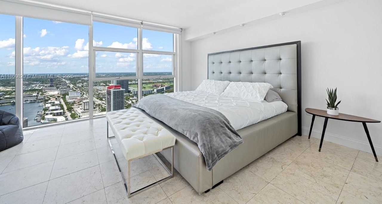 Small Image of 1830 SOUTH OCEAN DR #4907, Hallandale Beach Number 20