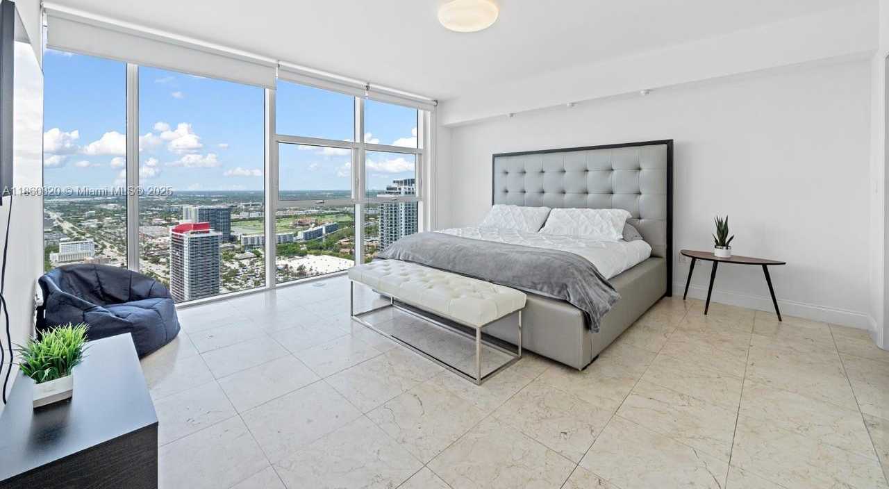 Small Image of 1830 SOUTH OCEAN DR #4907, Hallandale Beach Number 21