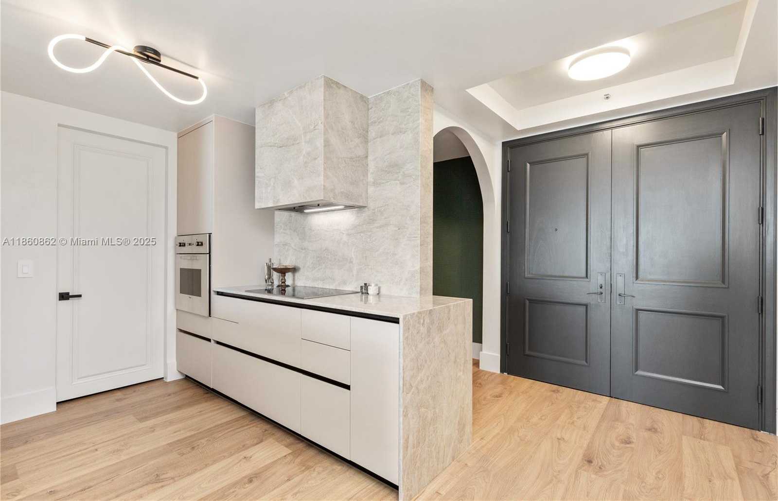 Small Image of 1425 BRICKELL AVE #41A, Miami Number 5