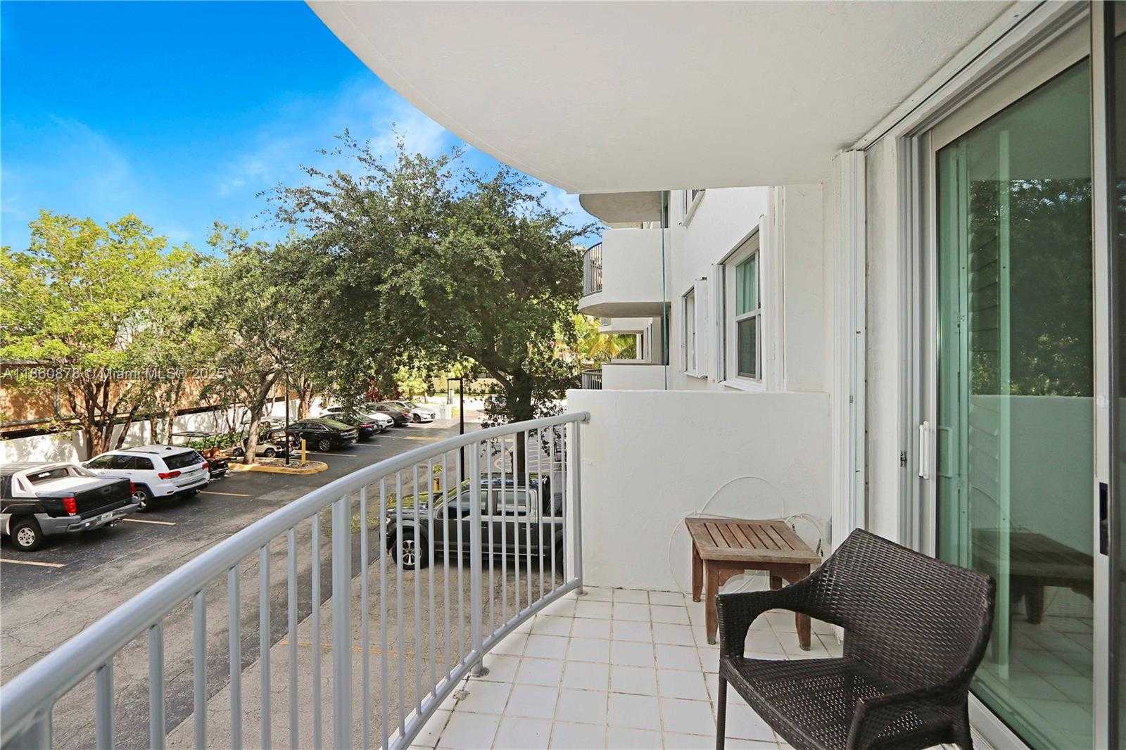 Small Image of 210 SEA VIEW DR #207, Key Biscayne Number 17