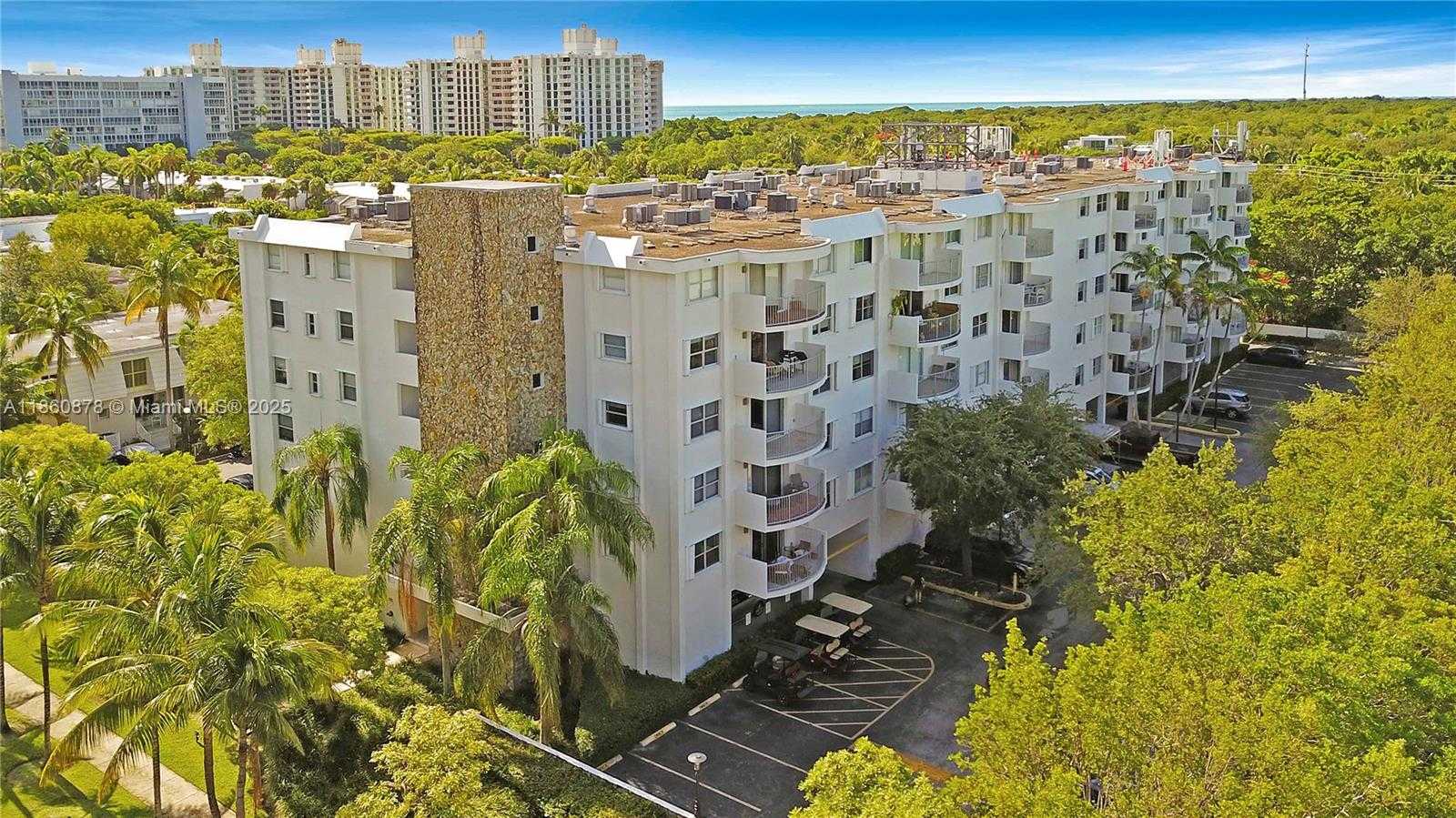 Small Image of 210 SEA VIEW DR #207, Key Biscayne Number 22