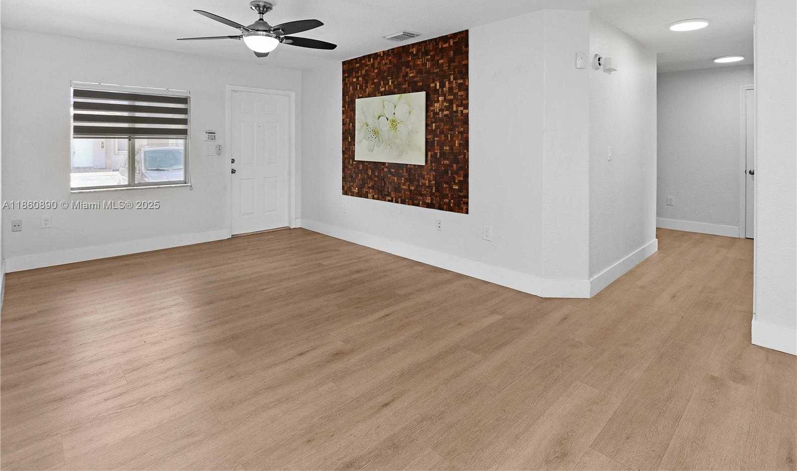 Small Image of 5725 NORTH WEST 109TH AVE #26, Doral Number 6