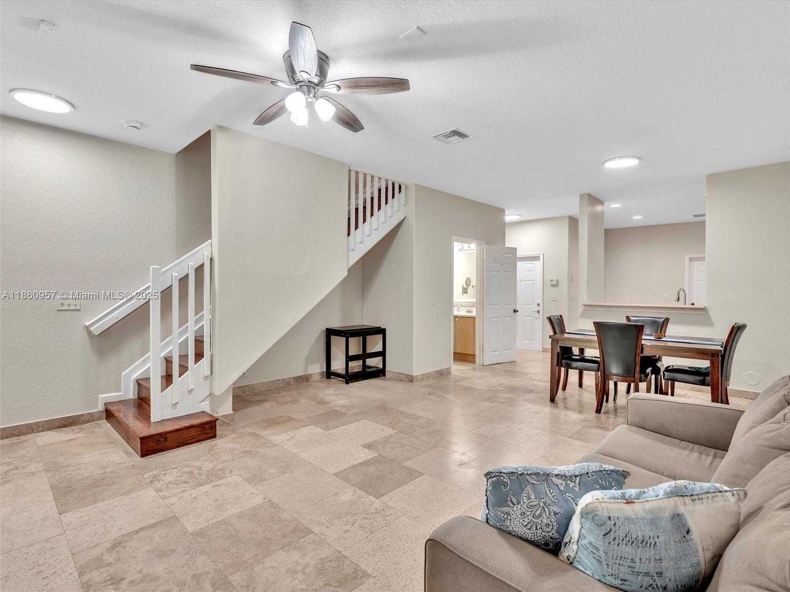 Small Image of 3853 TREE TOP DR, Weston Number 15