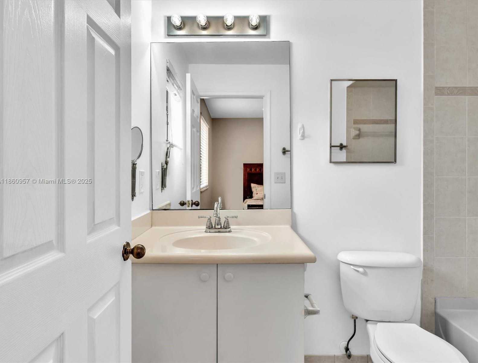 Small Image of 3853 TREE TOP DR, Weston Number 21