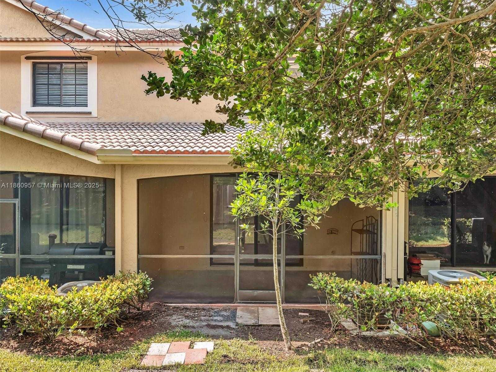 Small Image of 3853 TREE TOP DR, Weston Number 26